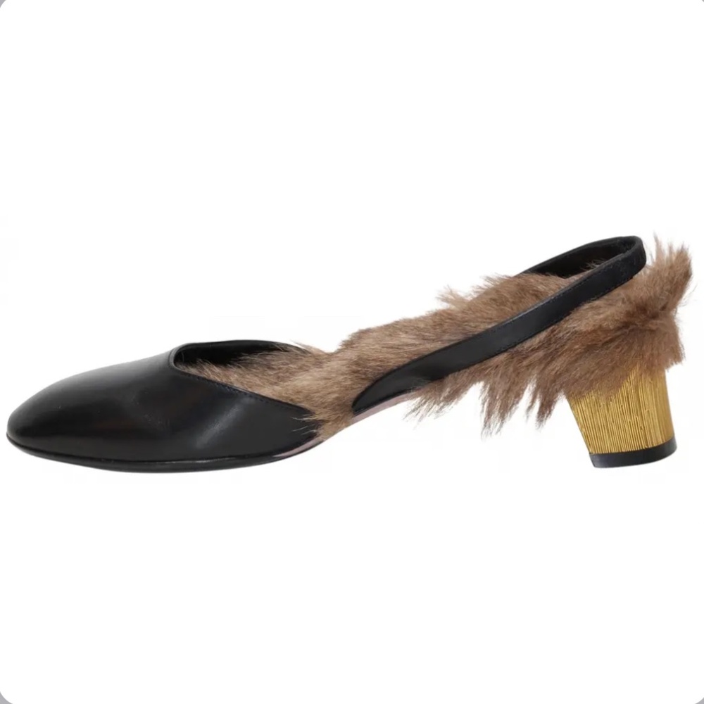 GUCCI Leather Arielle Gold Heel Fur Lined Pumps - Picture 2 of 11